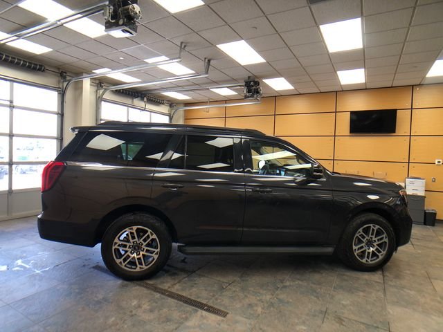 Used 2025 Gray Metallic Ford Active image 8