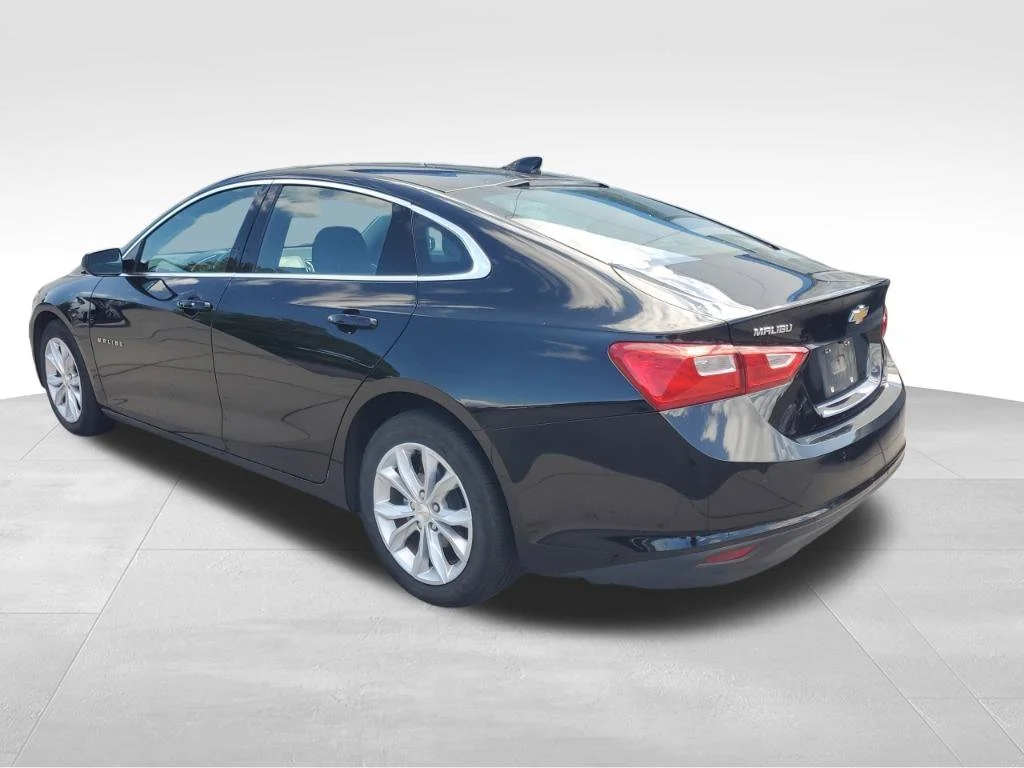 Used 2025 Black Chevrolet LT image 3
