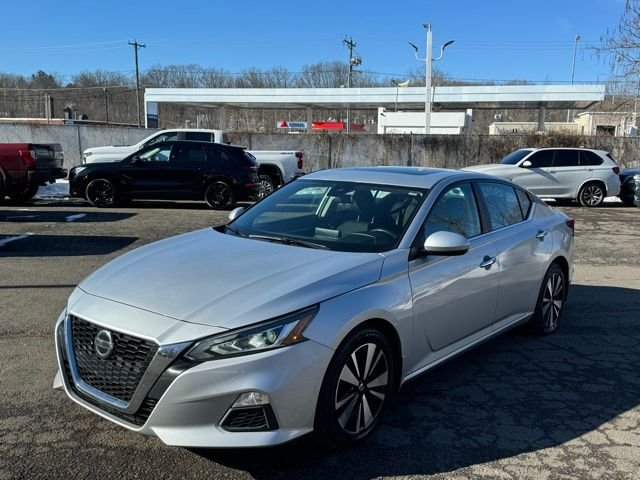 2022 Nissan Altima SV