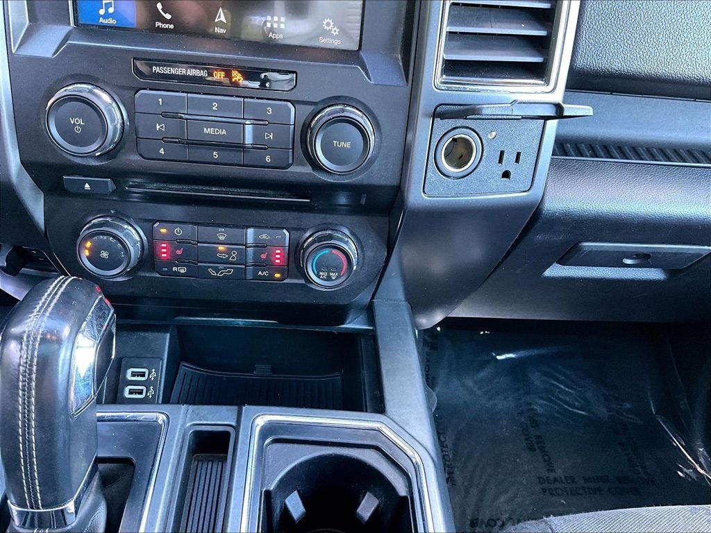 Used 2018 Lightning Blue Ford XLT image 27