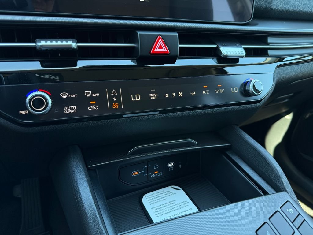 New 2026 Heritage Blue Kia EX image 29