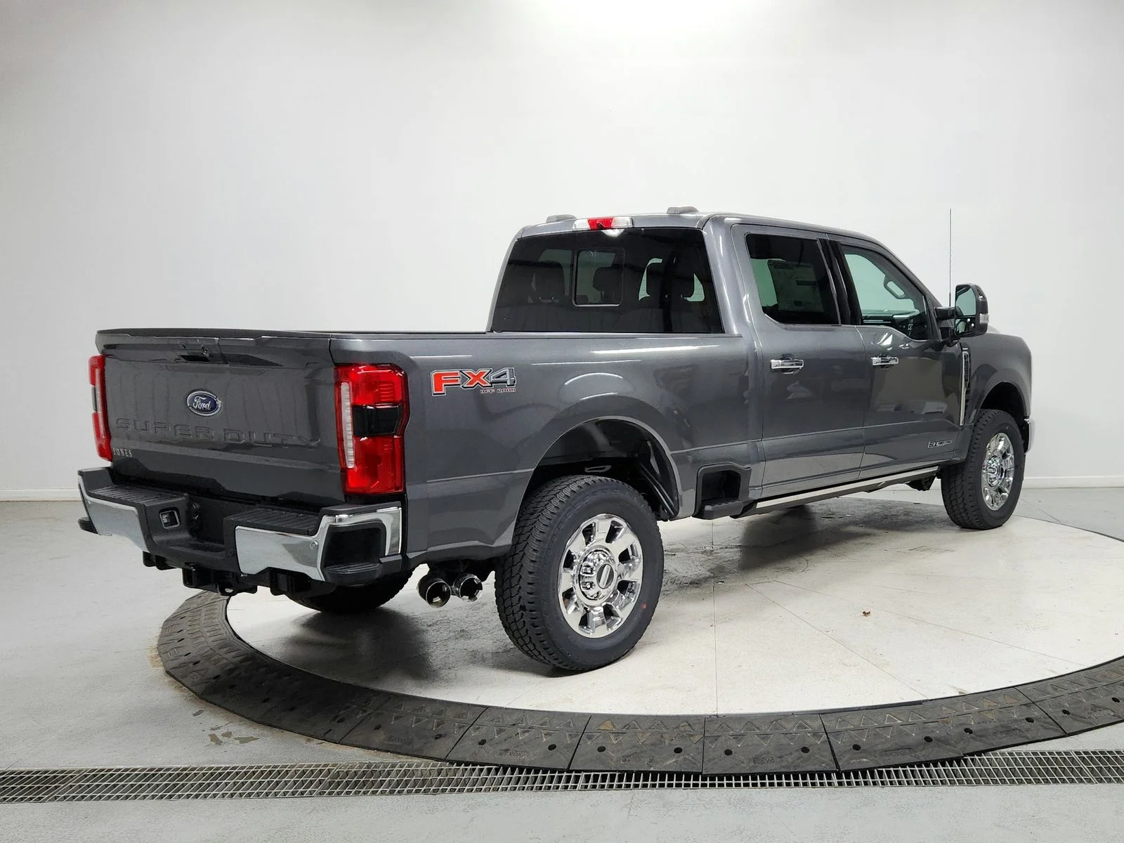New 2026 Carbonized Gray Metallic Ford F-250® Lariat® image 7