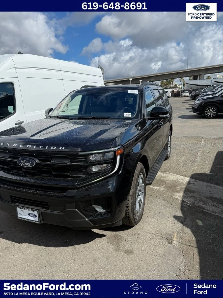 2025 Ford Expedition Active 4x4's photo