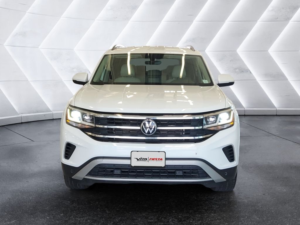 Used 2023 White Volkswagen 3.6L V6 SE w/Technology image 2