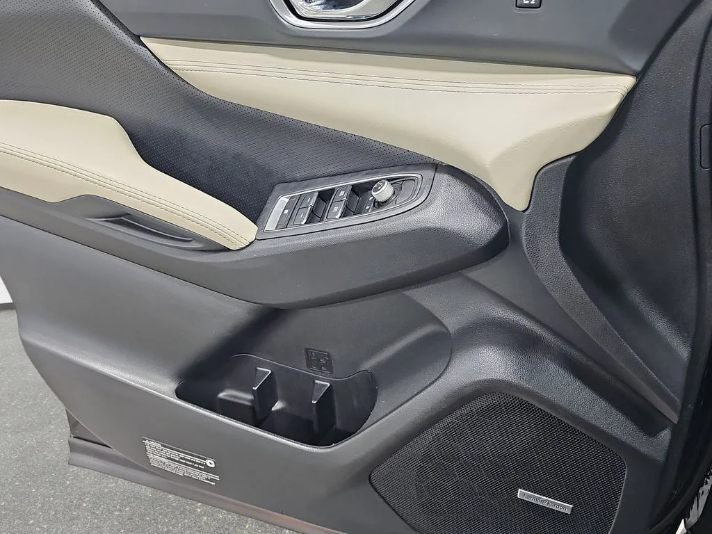 Used 2022 Black Subaru Limited image 29