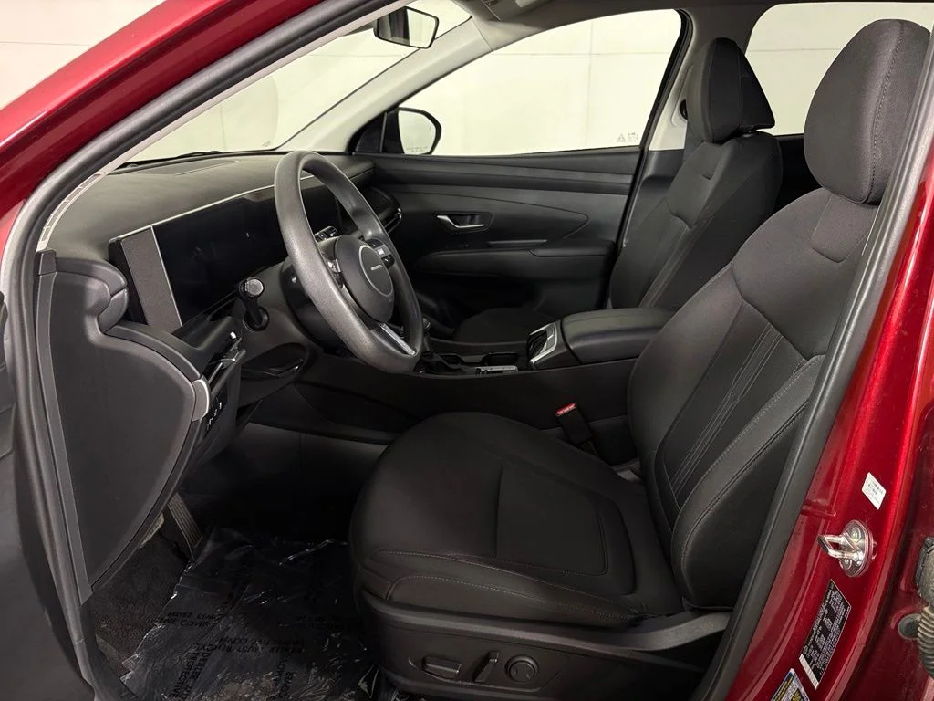 Used 2025 Red Hyundai SEL image 16