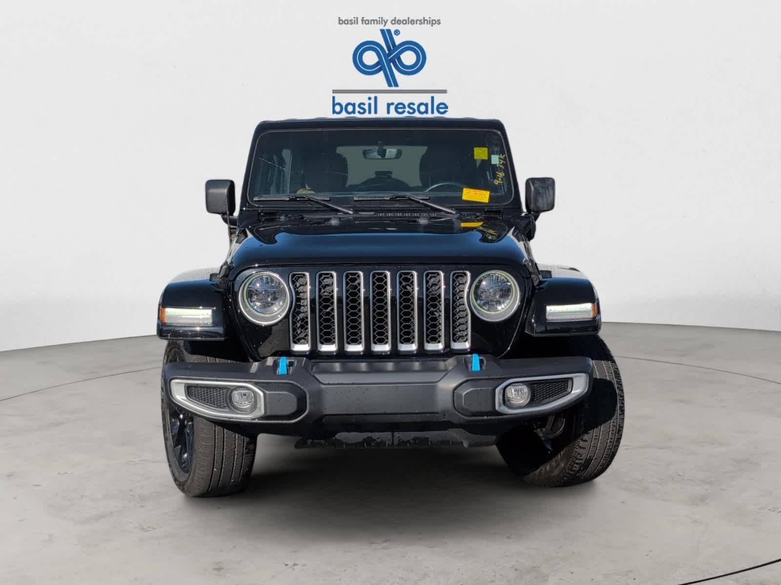 Used 2023 Black Clearcoat Jeep Sahara image 11