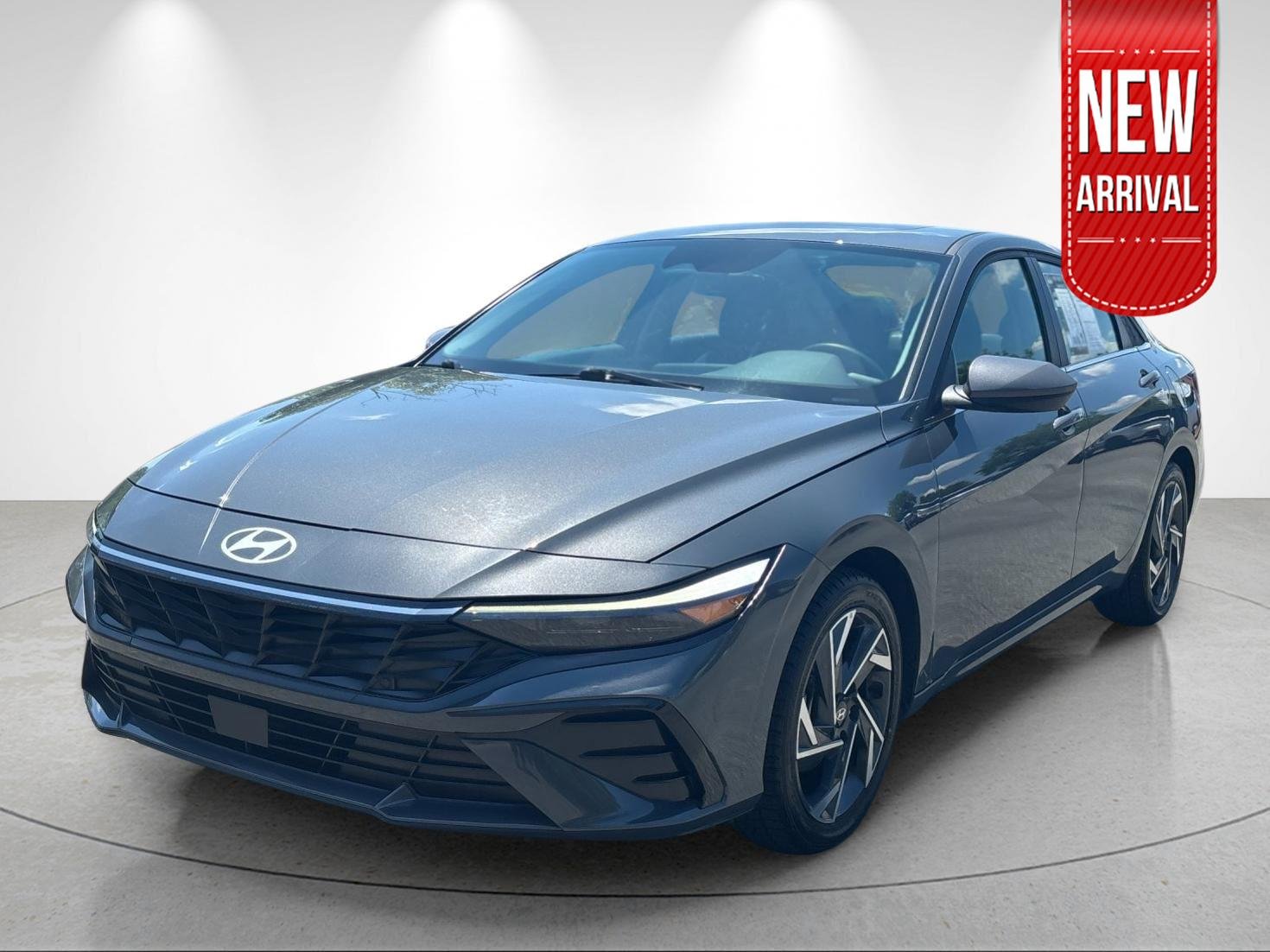 Used 2025 Ecotronic Gray Hyundai SEL Convenience image 1