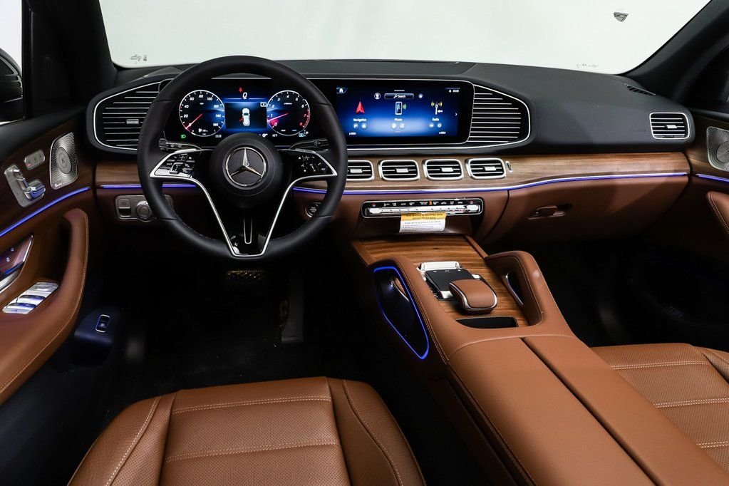 New 2026 MANUFAKTUR Ireland Mid Green Metallic Mercedes-Benz GLE 350 image 6
