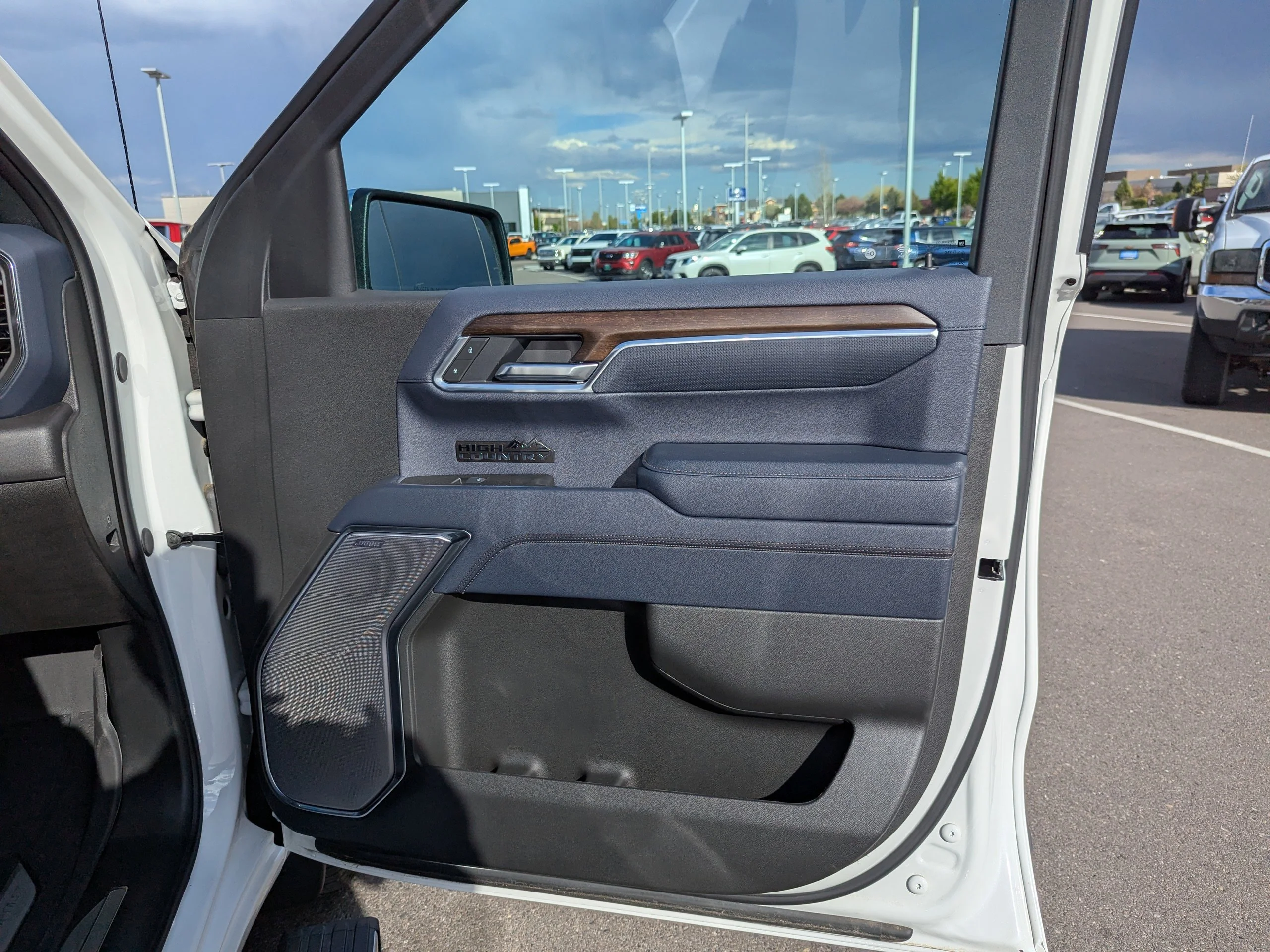 2025 Chevrolet Silverado 1500 High Country - Photo 43