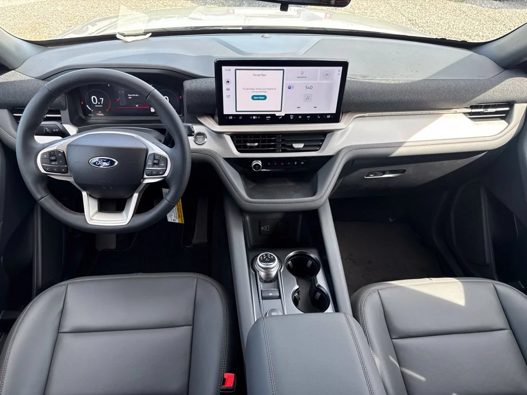 New 2027 Avalanche Gray Ford Active image 21