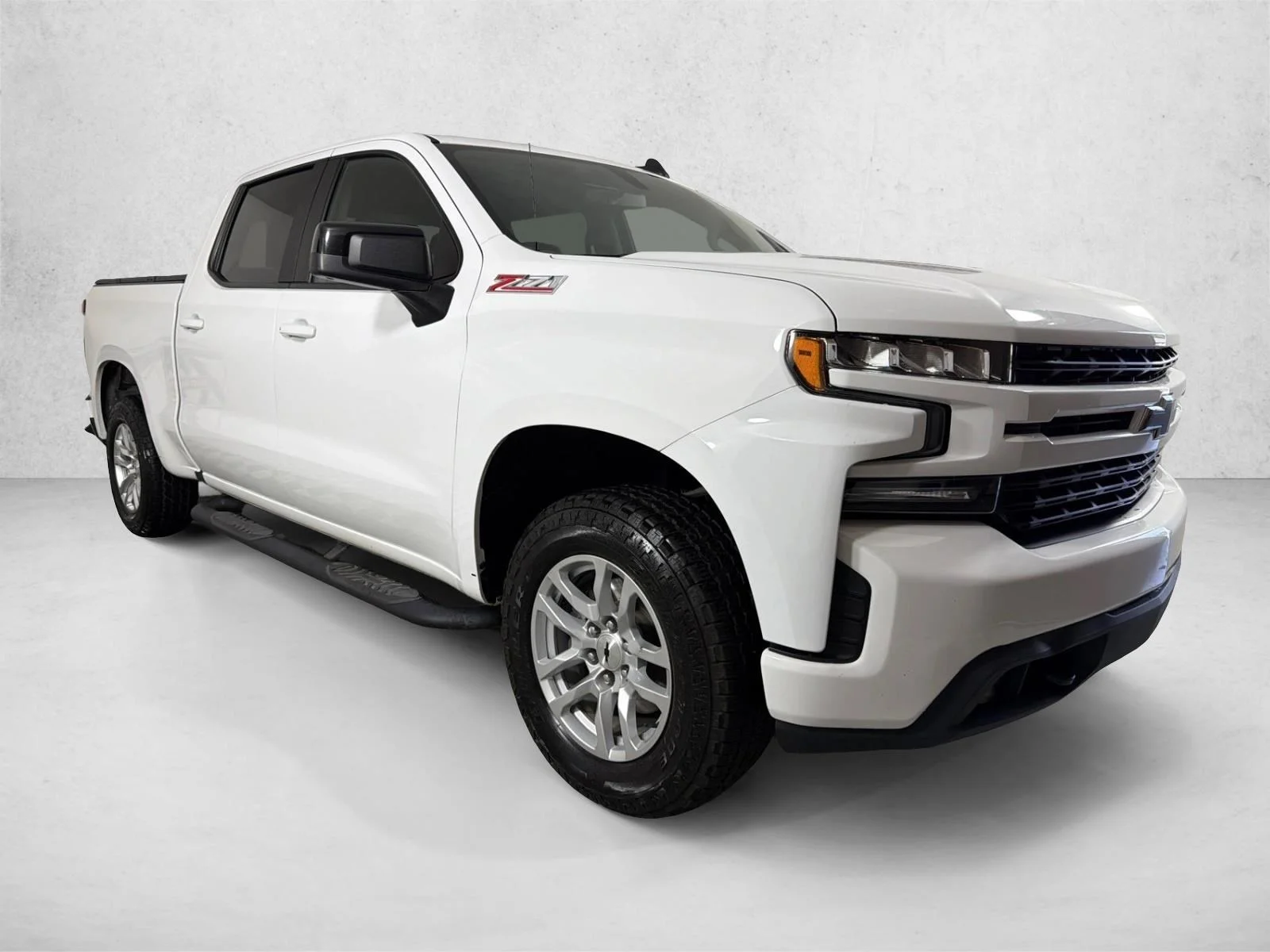 Used 2020 White Chevrolet RST image 1