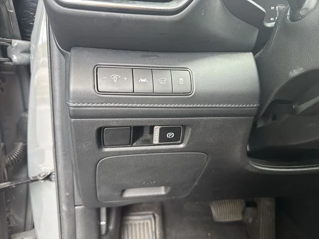 Used 2021 Gray Hyundai SEL image 26