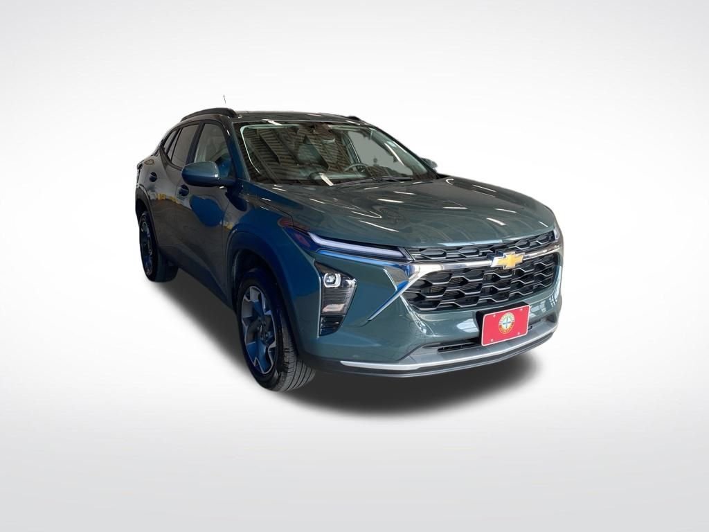2025 Chevrolet Trax LT - Photo 15