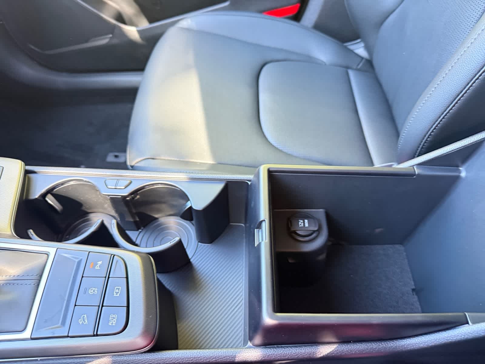 New 2027 Ebony Black Kia EX image 18