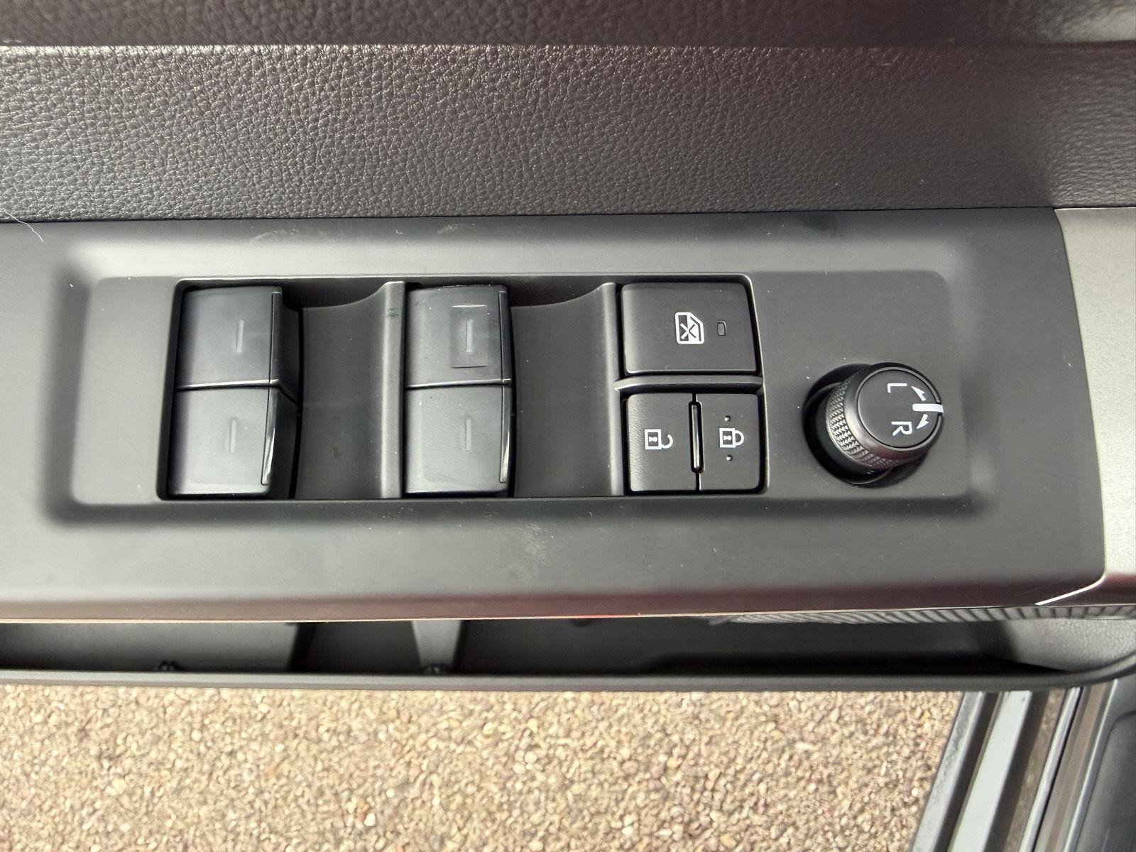 2026 Toyota Tundra SR5 - Photo 12