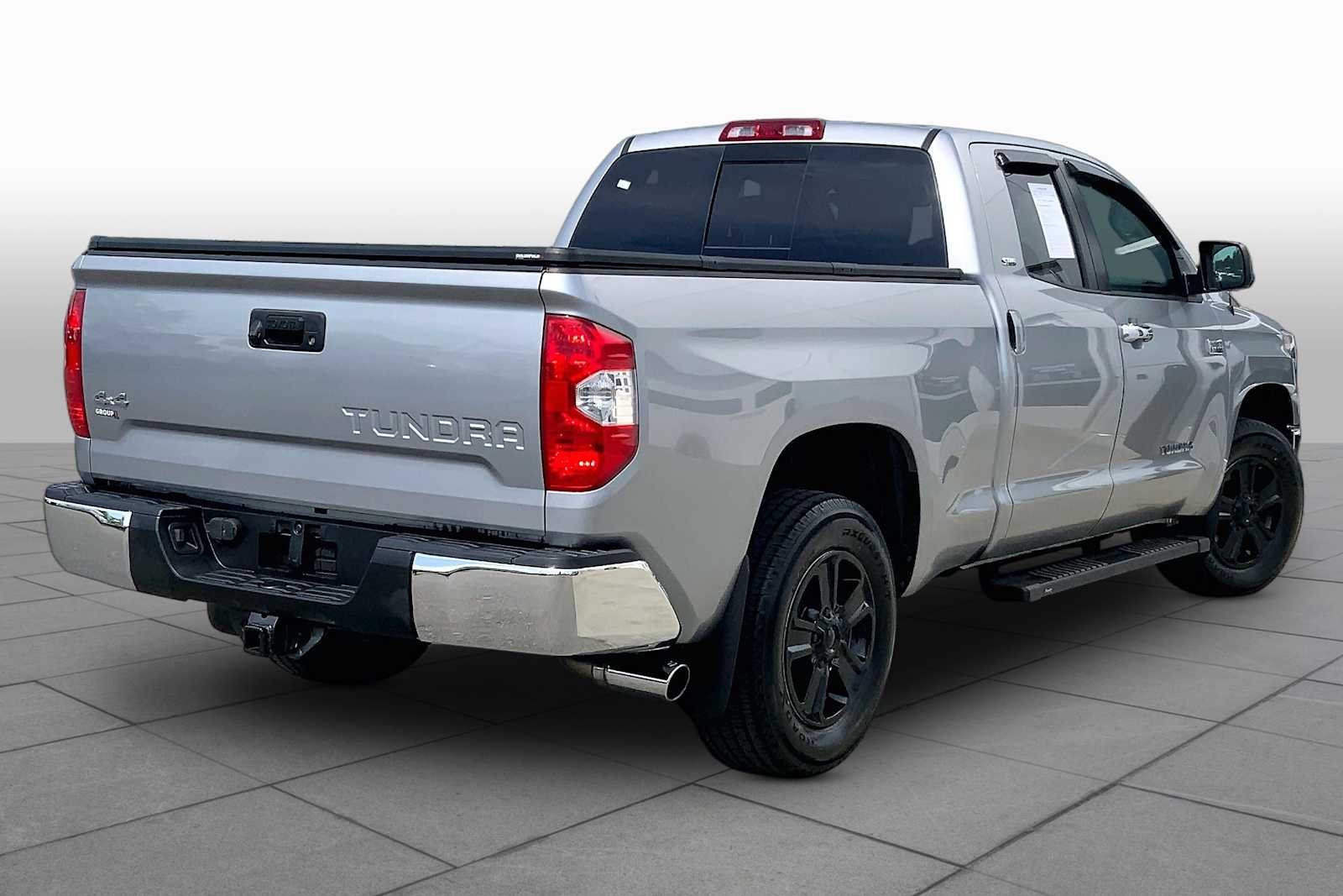 Used 2019 Silver Sky Metallic Toyota SR5 image 24