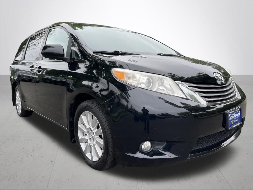 Used 2017 Midnight Black Metallic Toyota XLE image 3
