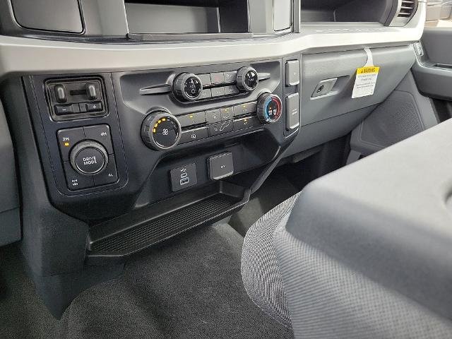 New 2026 Agate Black Metallic Ford F-250® XL image 50