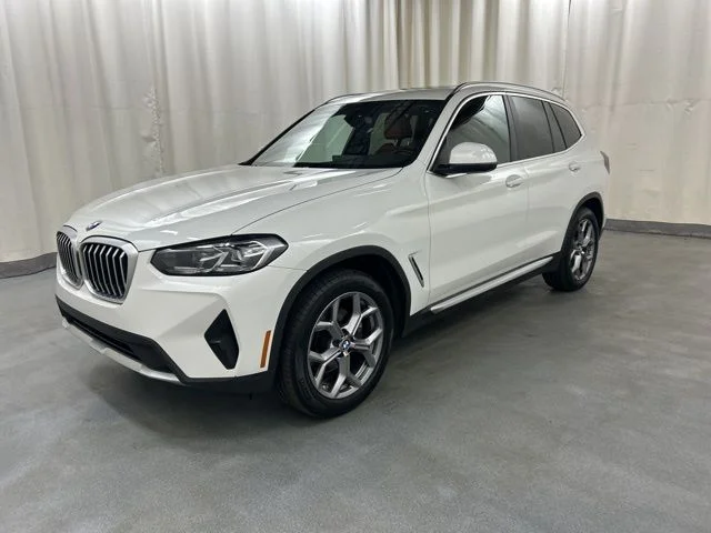 Used 2023 White BMW xDrive30i image 2