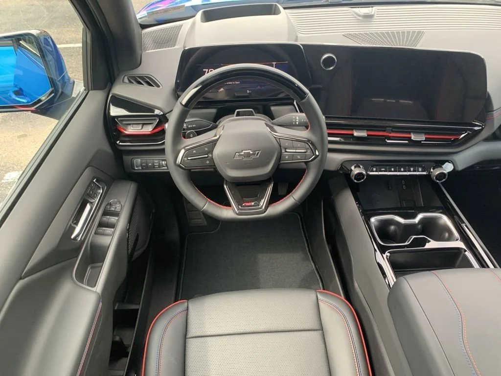 2025 Chevrolet Silverado EV RST - Photo 16