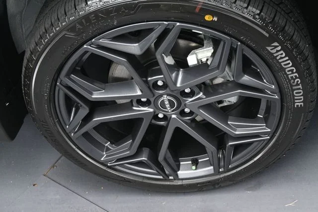 New 2026 Aspen White TriCoat Nissan SR image 29