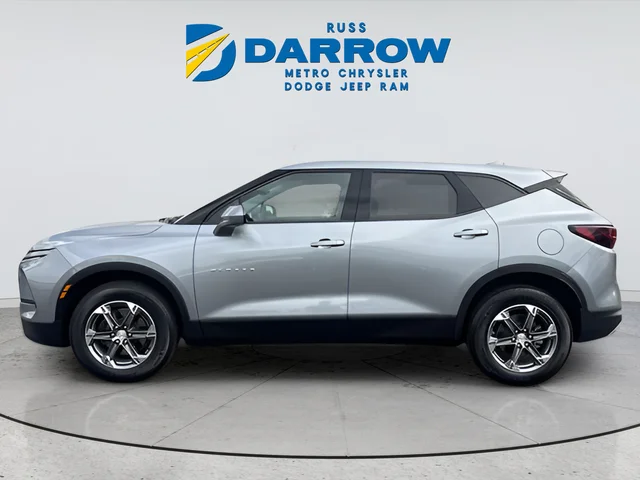 Used 2024 Gray Chevrolet LT image 2