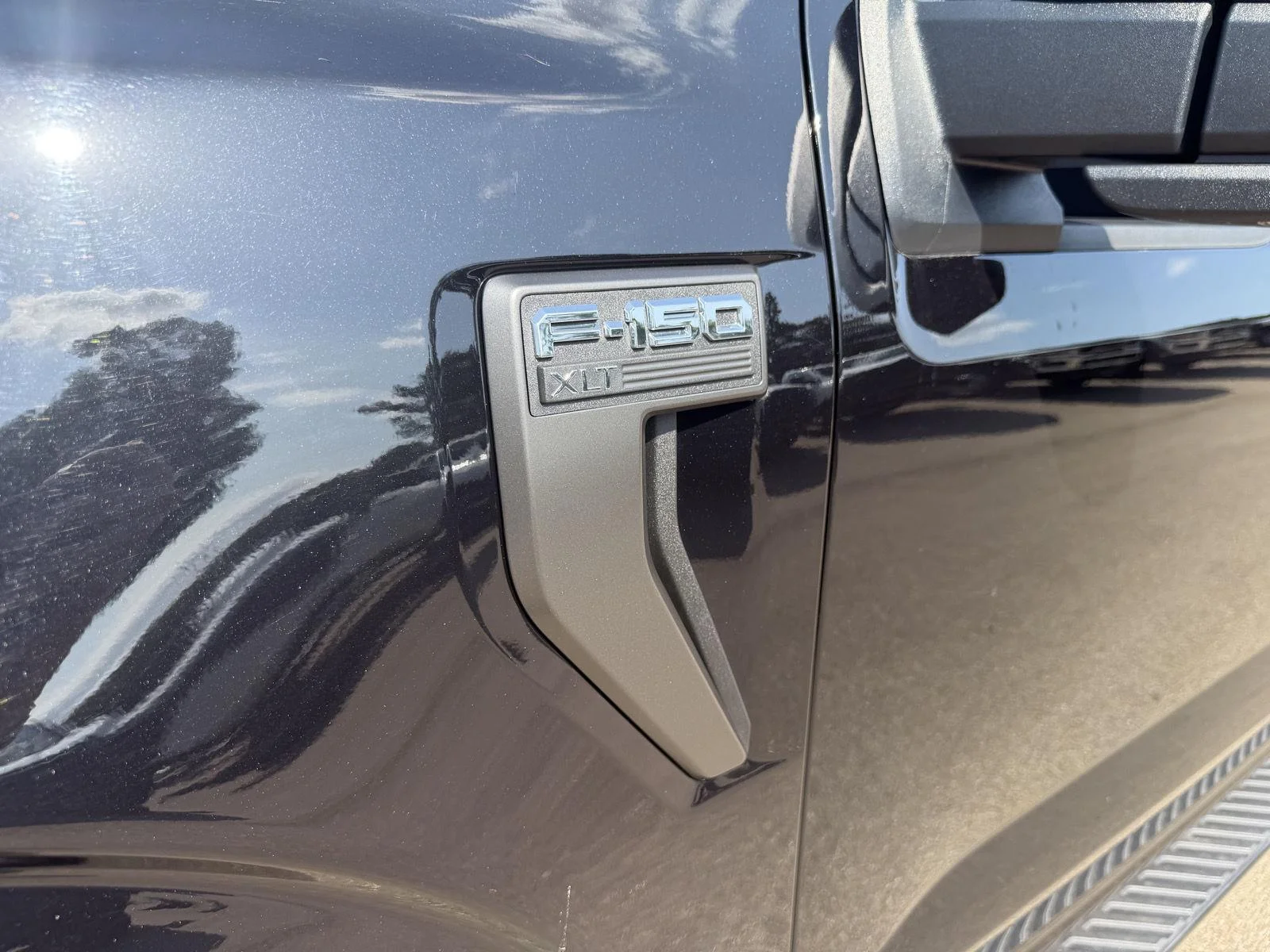 Used 2023 Agate Black Ford XLT image 24