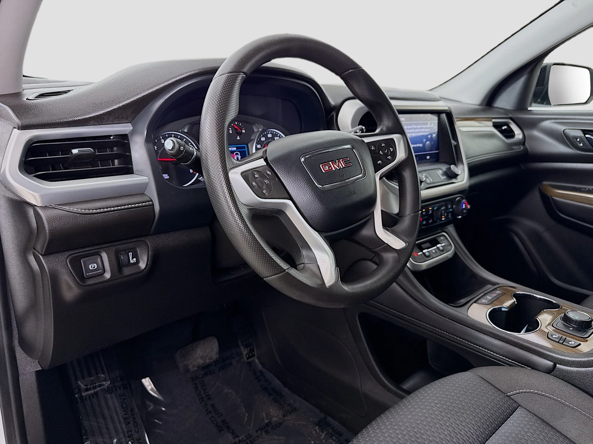 Used 2023 Summit White GMC SLE image 11