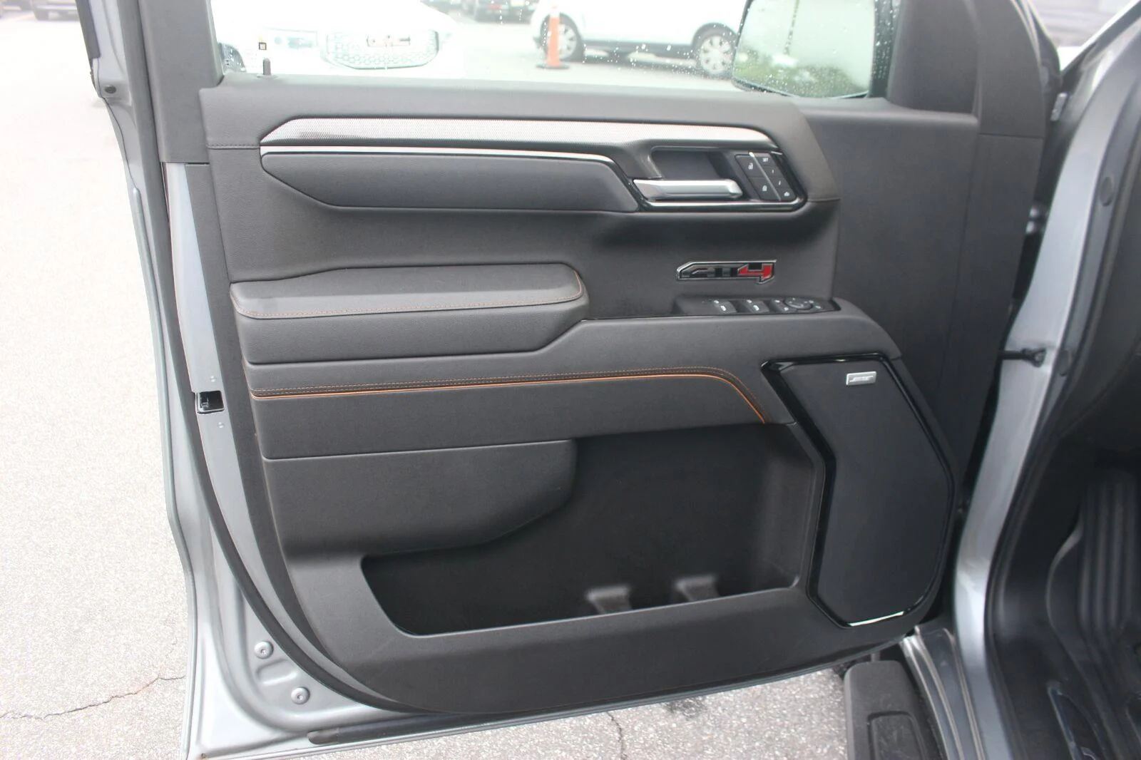 Used 2025 Sterling Metallic GMC AT4 image 14
