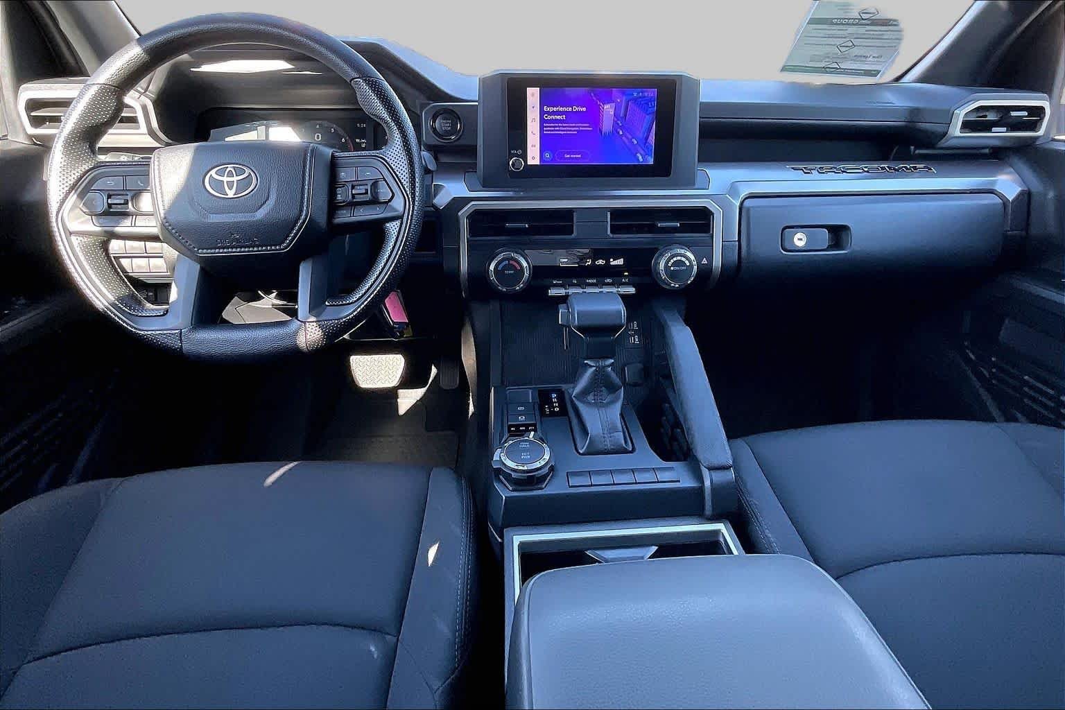 Used 2025 Ice Cap Toyota SR5 image 14