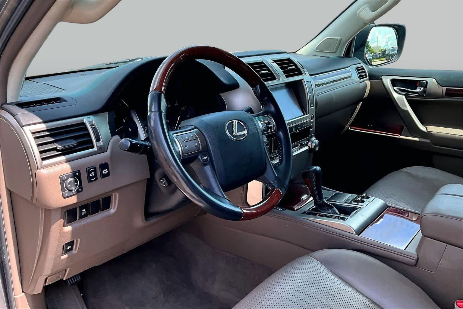 Used 2013 Knights Armor Pearl Lexus  image 16