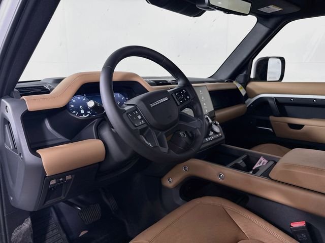 New 2026 Fuji White Land Rover X-Dynamic SE image 9