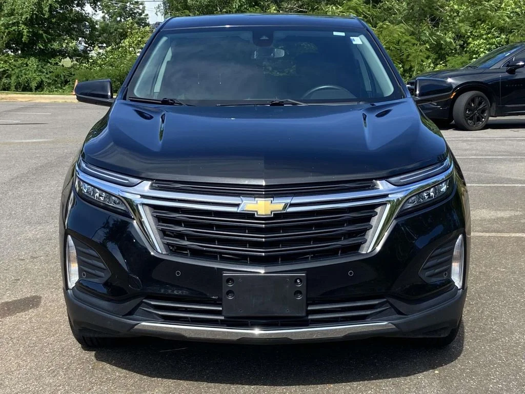 Used 2024 Mosaic Black Metallic Chevrolet LT image 8