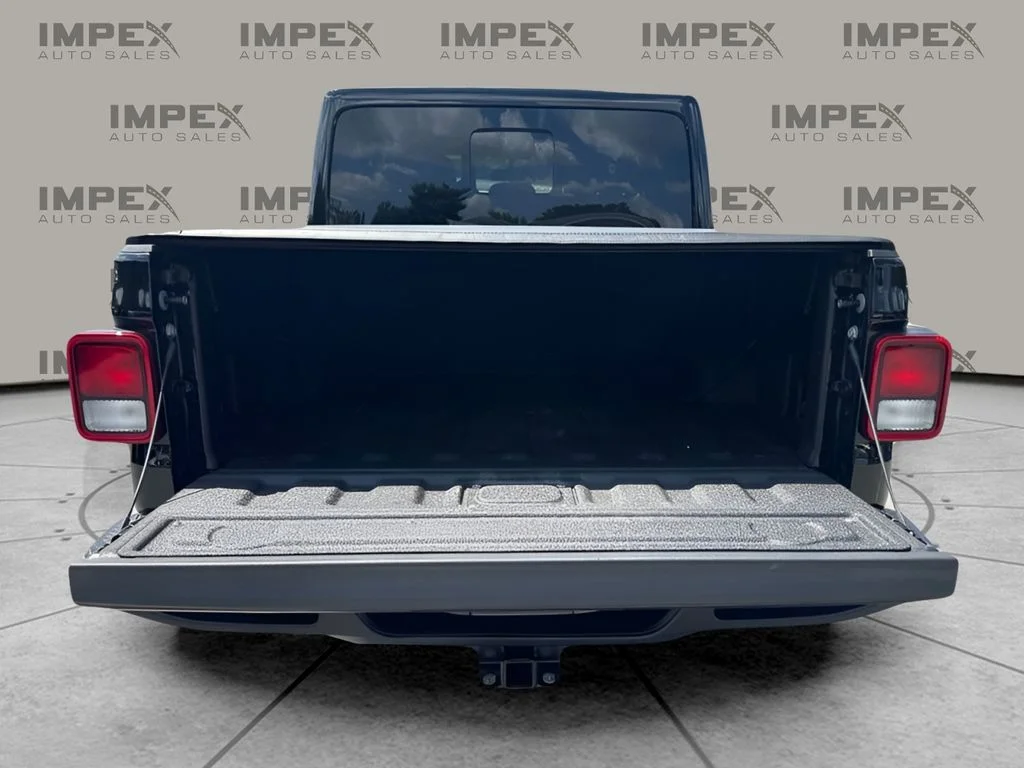 Used 2024 Black Jeep Sport image 18