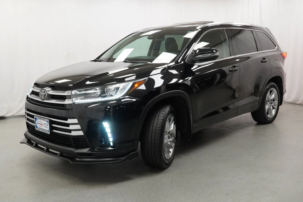 Used 2018 Black Toyota Limited image 29