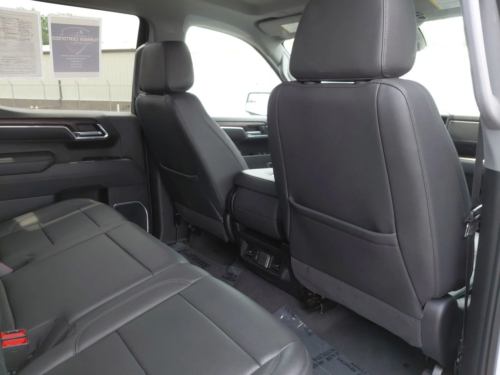 Used 2025 White GMC SLT image 30