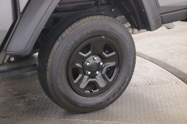 2024 Jeep Gladiator Sport - Photo 14