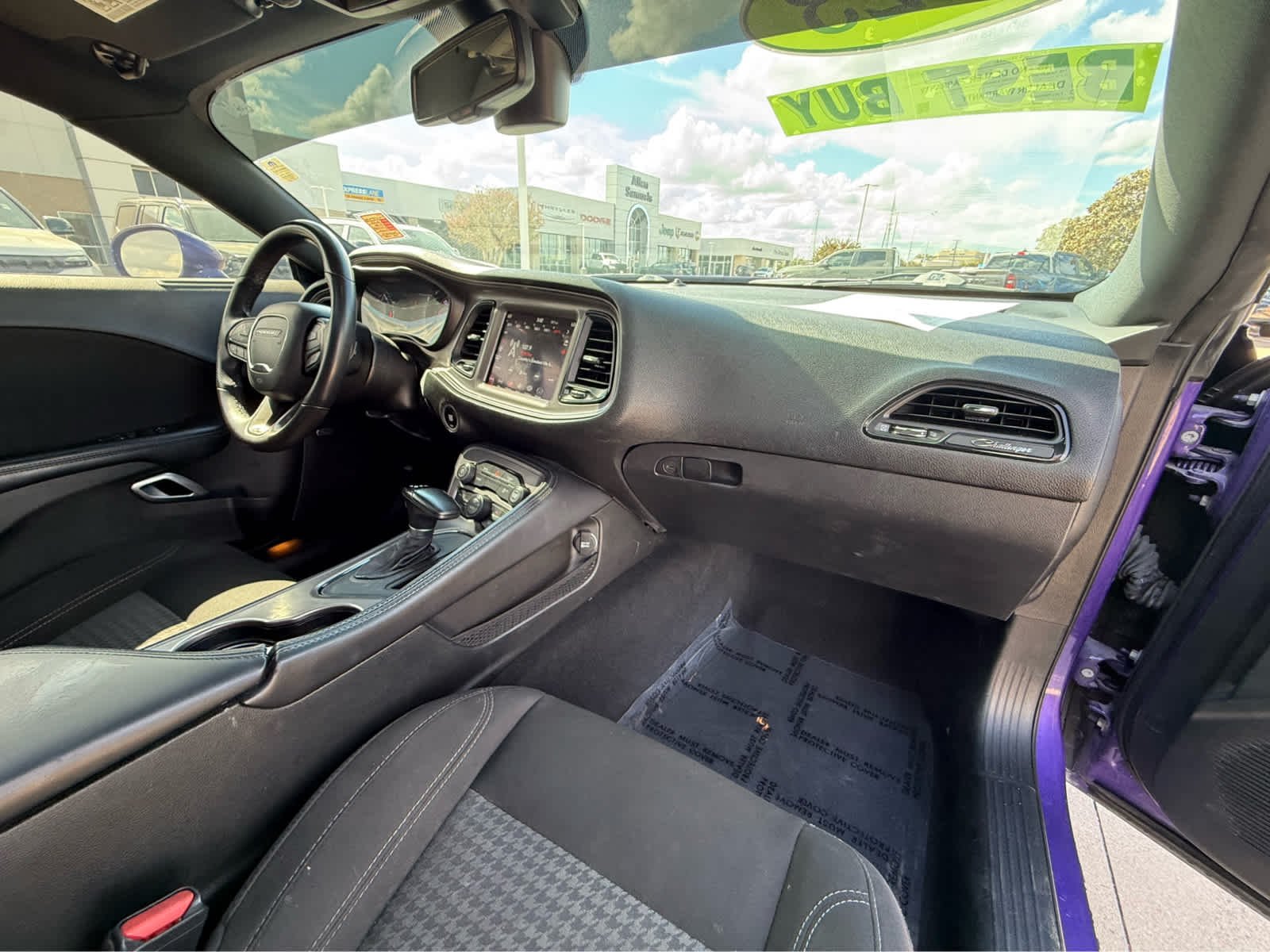 Used 2023 Plum Crazy Pearlcoat Dodge SXT image 14