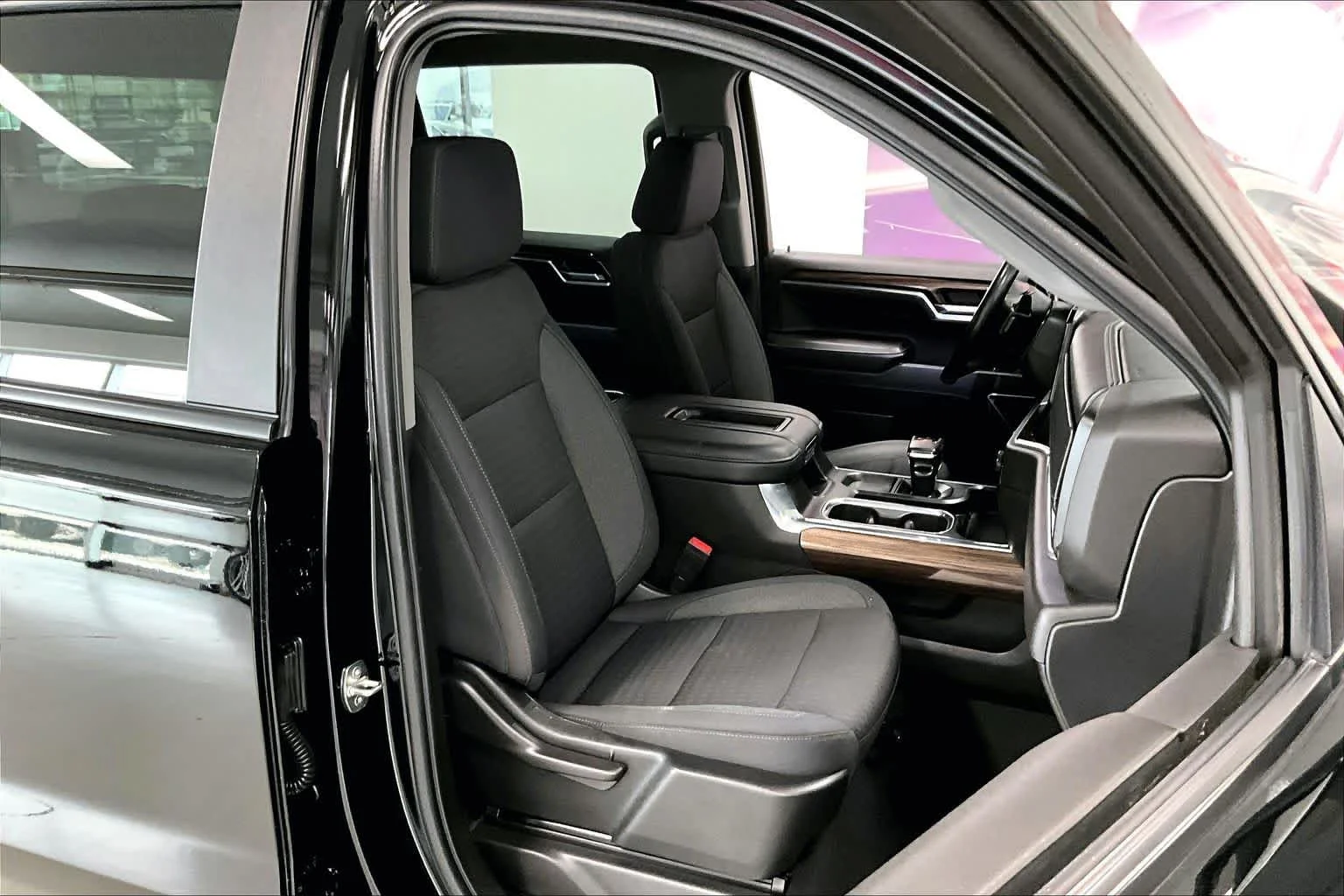 Used 2022 Black Chevrolet LT image 11