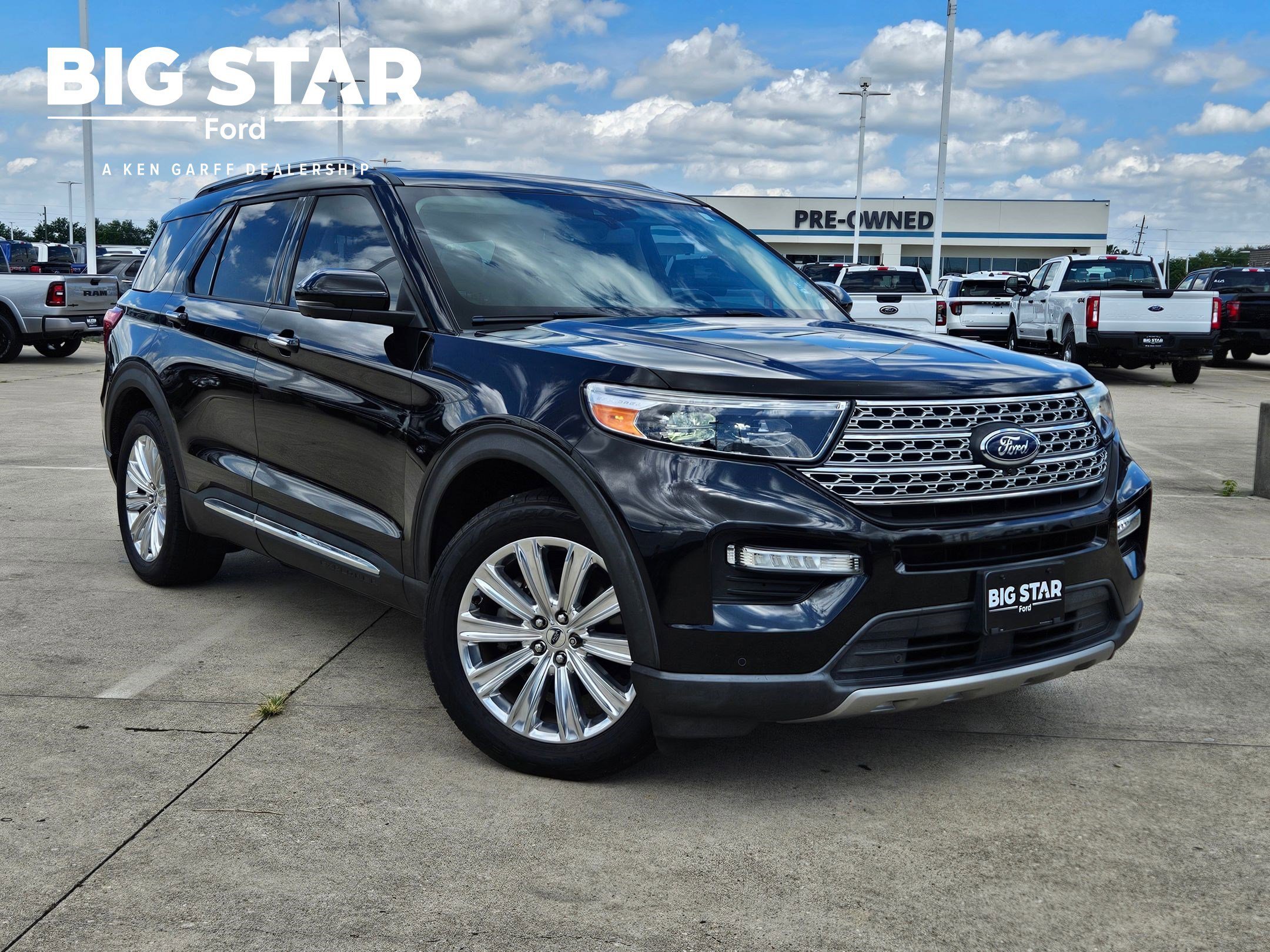 2020 Ford Explorer Limited RWD's photo