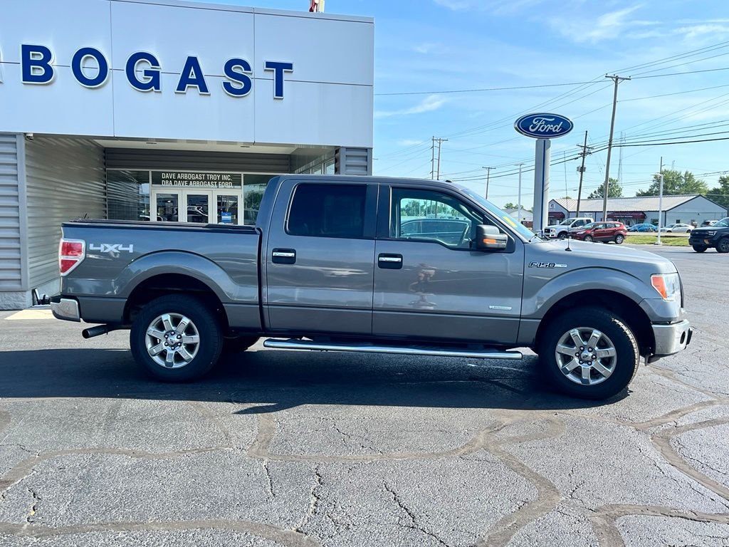 Used 2014 Gray Ford XLT image 2