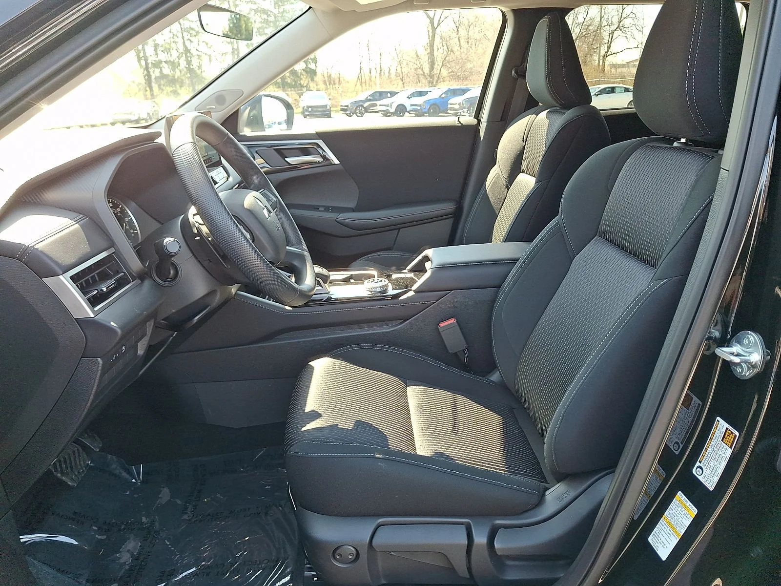 New 2026 Black Mitsubishi ES image 13