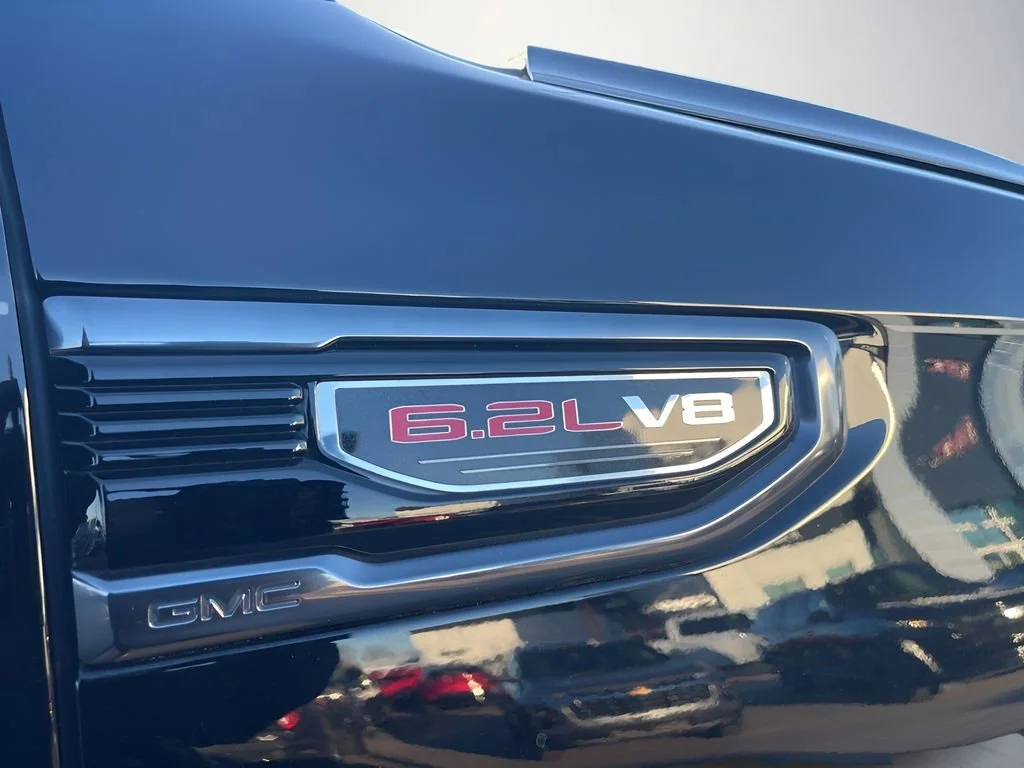 Used 2024 Onyx Black GMC AT4 image 36