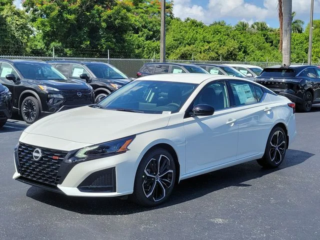 New 2026 Pearl White TriCoat Nissan SR image 32