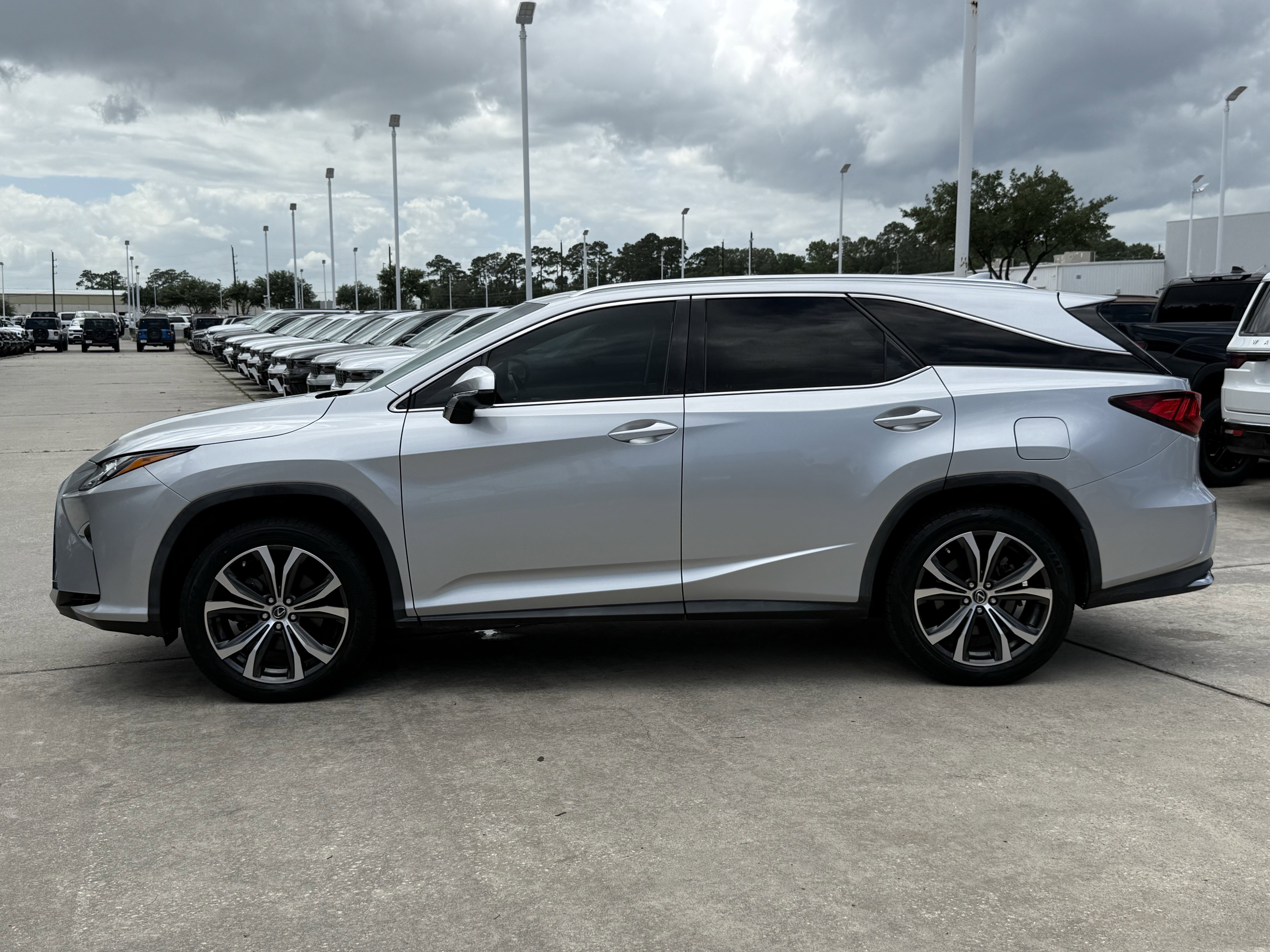 Used 2018 Silver Lexus RX 350L Premium image 7