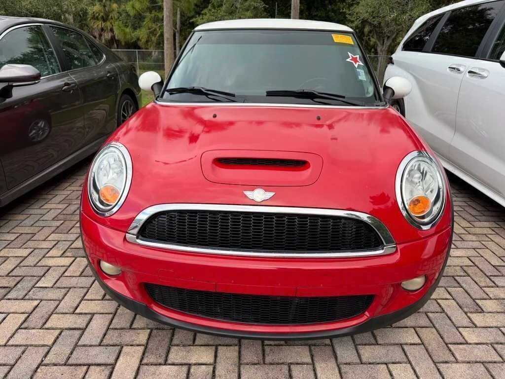 Used 2008 MINI Cooper S with VIN WMWMF73568TV35454 for sale in Stuart, FL