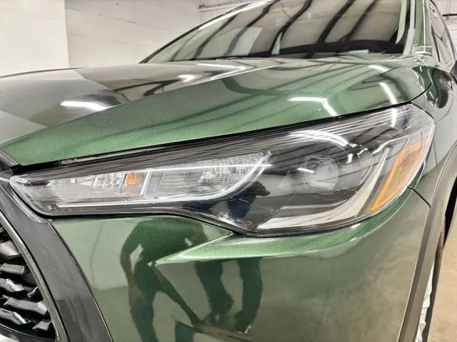 Used 2023 Green Toyota LE image 10