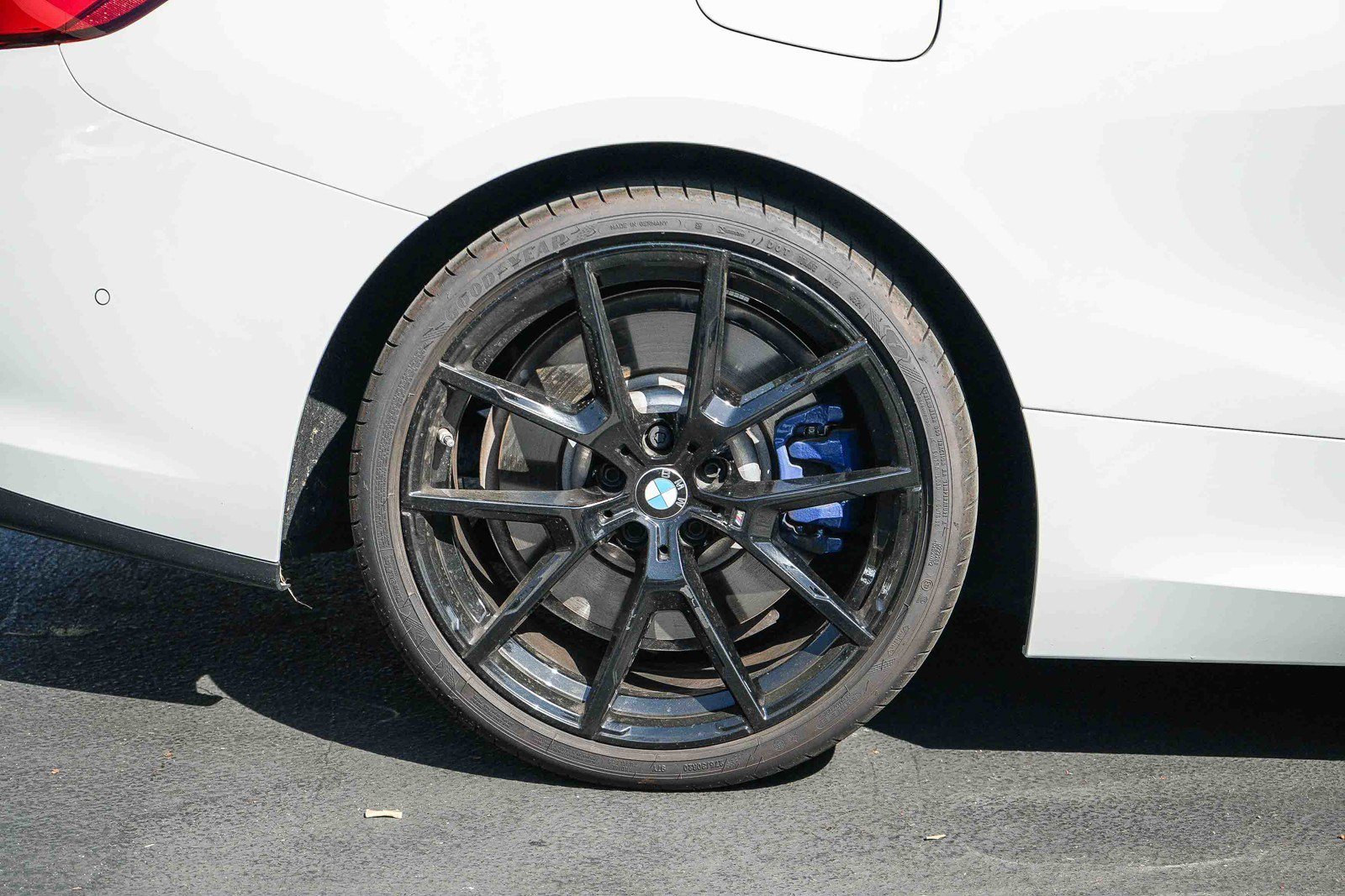 2025 BMW 8 Series 840i - Photo 11