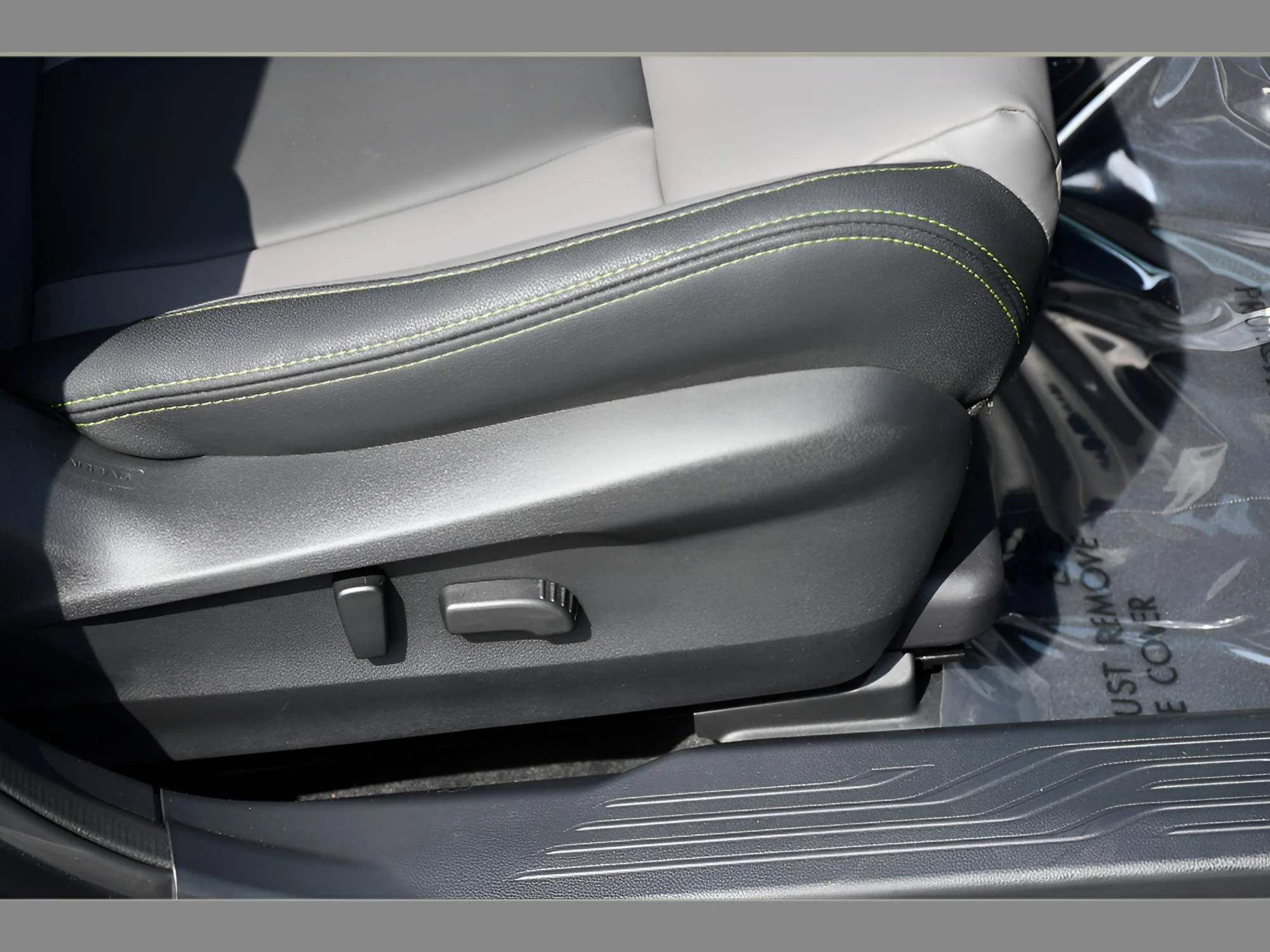 Used 2024 Magnetite Gray Metallic Subaru Onyx Edition XT image 32